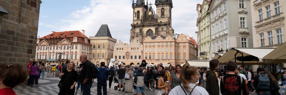 Serwis Szkolnictwo wyższe w Czechach: uczelnie, studia I stopnia, studia magisterskie i doktoranckie - v.PL, study